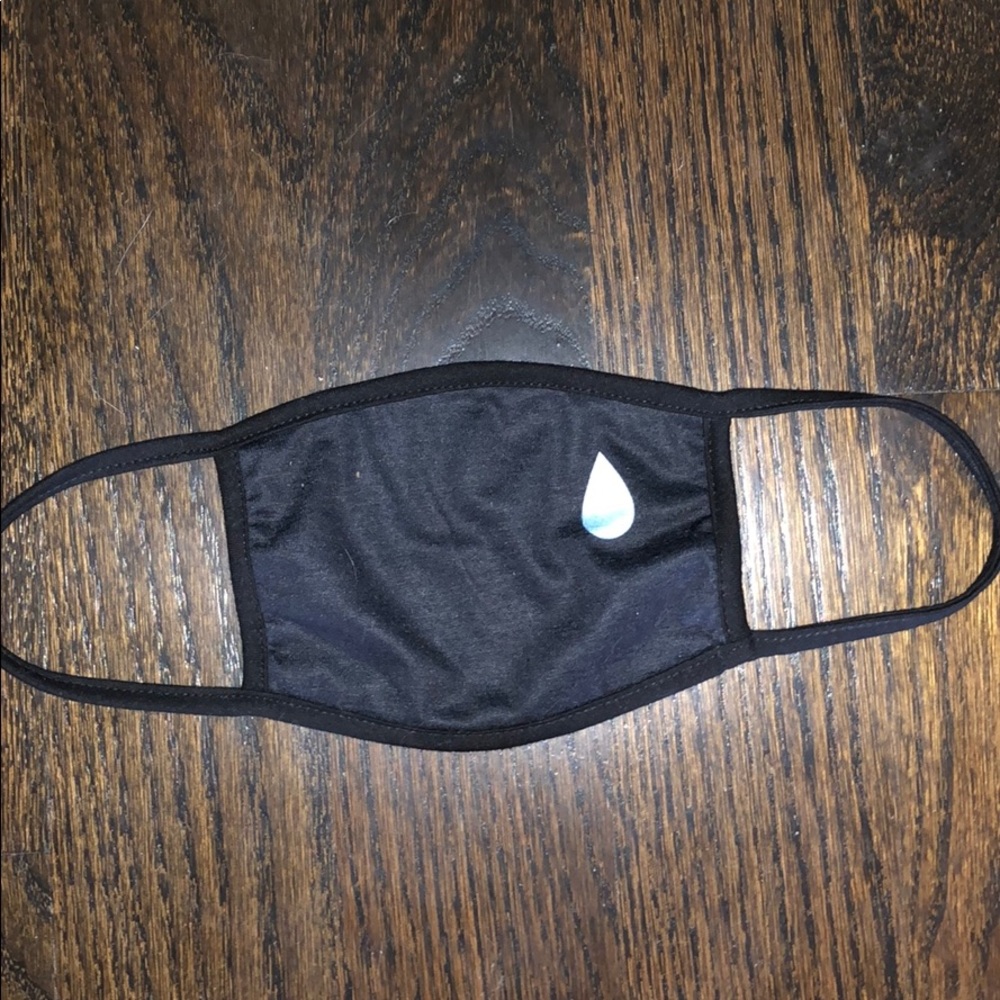 Ariana Grande Limited Edition Teardrop mask